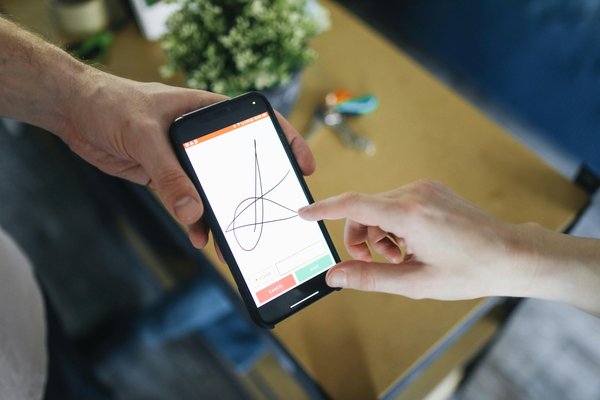 Accélérez vos workflows digitaux grâce à la signature électronique